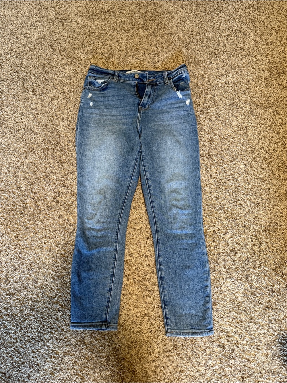 Abercrombie & Fitch Women's Light Blue Distressed Skinny Jeans